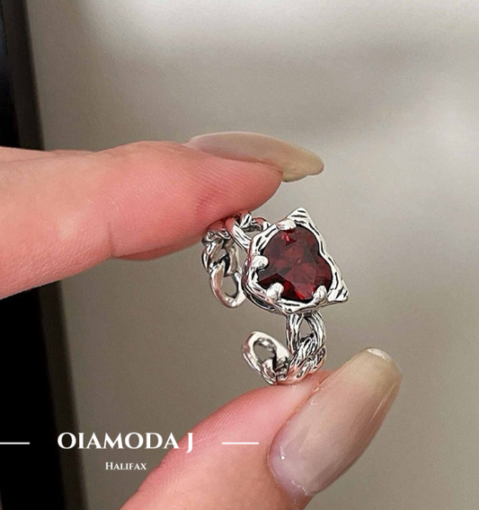 Chain Design Ring with Heart Stone in Sterling Silver